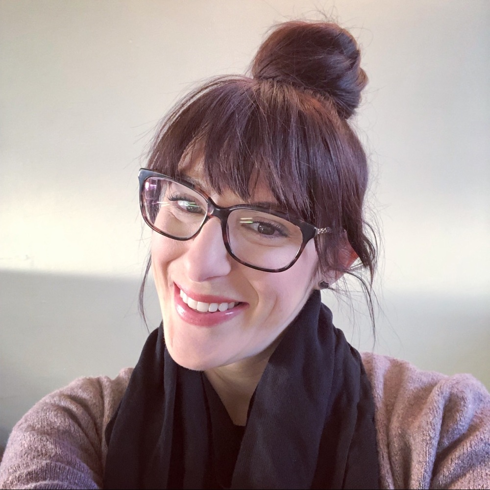 Meet your Posher, Courtney